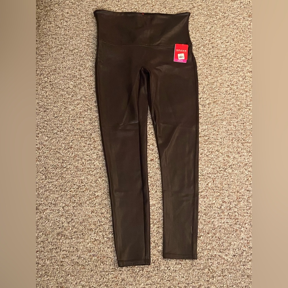 Spanx Faux Leather Leggings in Wine, Size XL